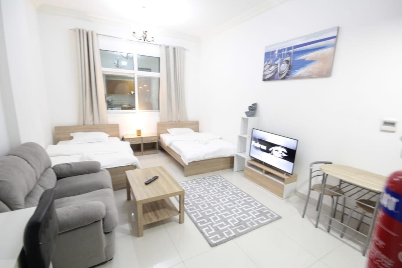 Al Fahad 2 Small Rooms For Men Tecom Dubai Exteriör bild