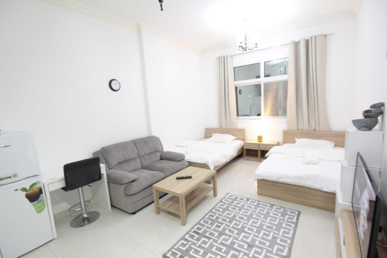Al Fahad 2 Small Rooms For Men Tecom Dubai Exteriör bild